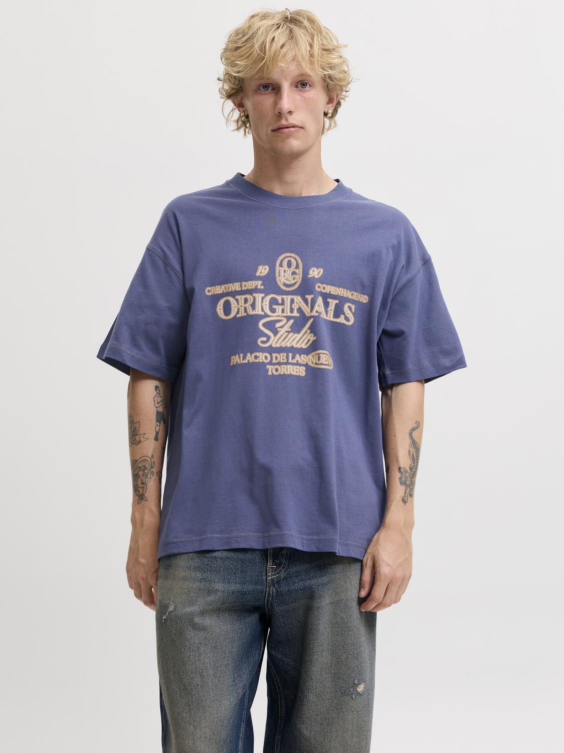 model_shot-front